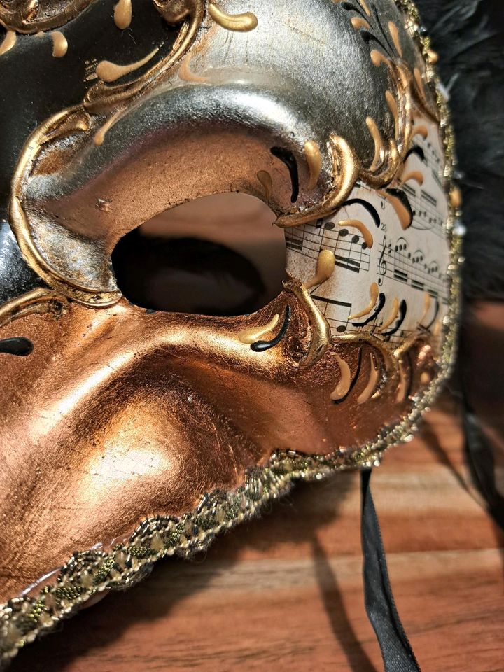 Original venezianische Pestarzt-Maske in Bremen