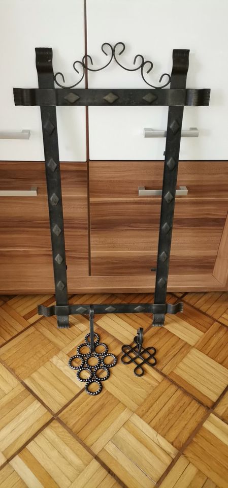 GARDEROBE MASSIVE  HOLZ HACKEN GARDEROBE HANDTUCH HALTER in Speyer