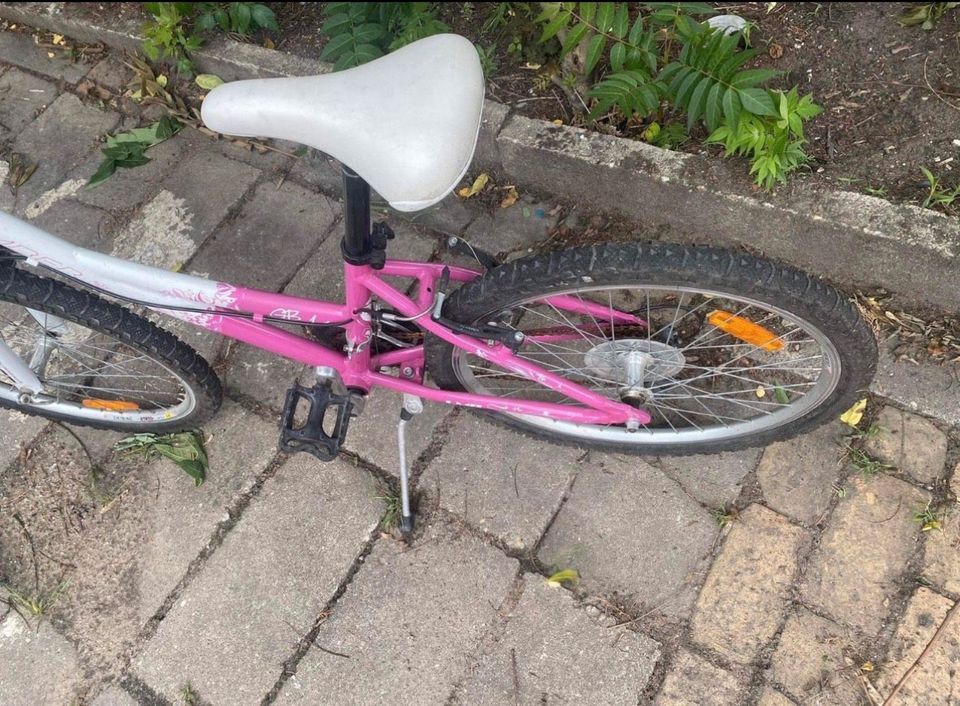 Mädchen Fahrrad GB1 guter zustand in Bitterfeld