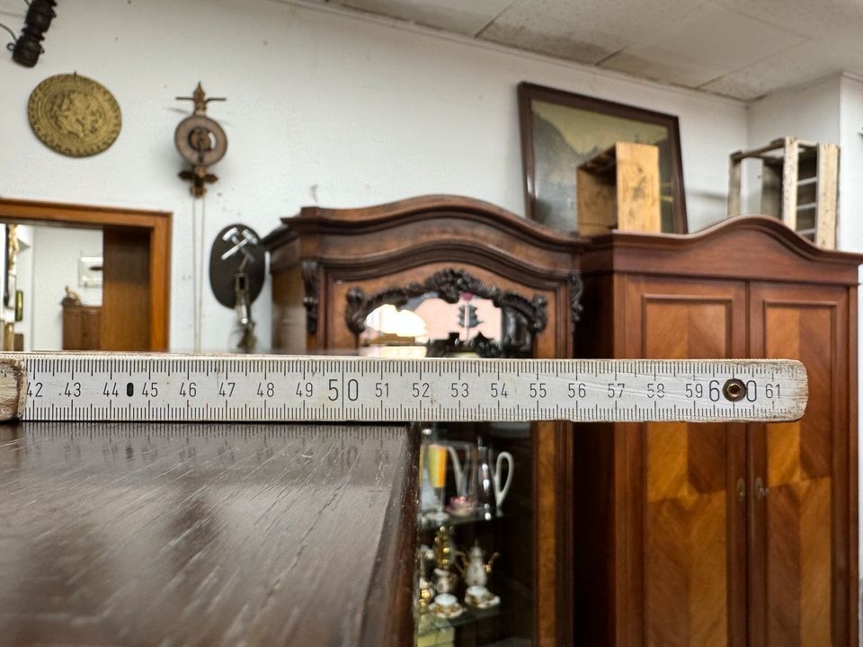 Kleiner Vitrinenschrank Antiker Schrank Vitrine Gründerzeit-Stil in Völklingen