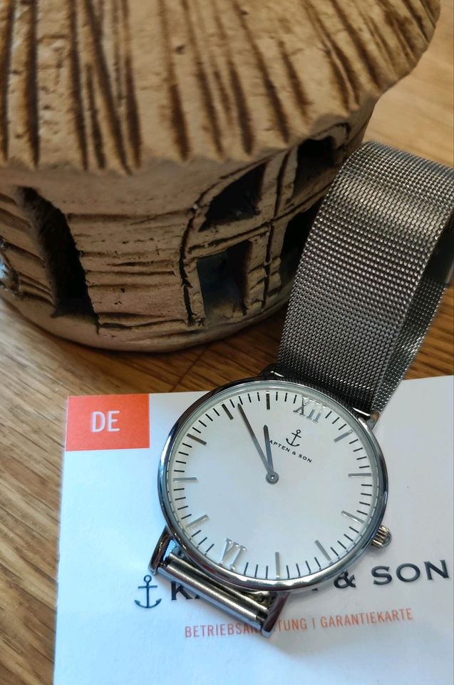 Uhr , armbanduhr Kapten & Son , silber Farbe  5 atm, in Nürnberg (Mittelfr)