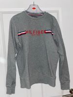 Tommy Hilfiger Sweatshirt Pullover grau mit Logo vorne Niedersachsen - Cloppenburg Vorschau