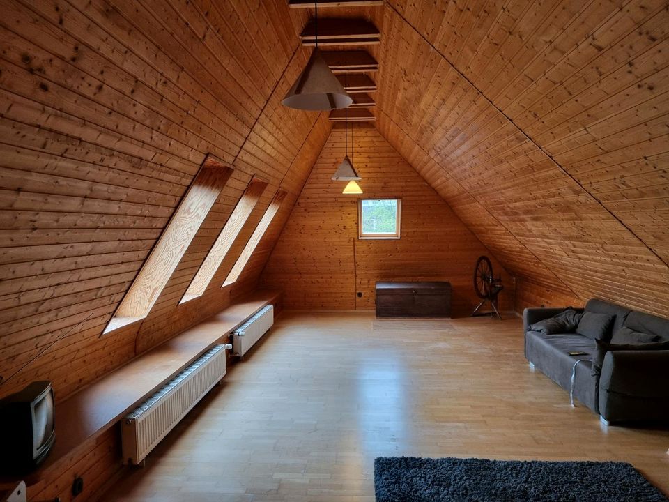 Großes Zimmer in Haus-WG mit Sauna und Garten in Oldenburg