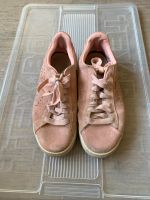 Rosa Sneaker Turnschuhe Puma Wildleder Gr. 40 Damen Schuhe Berlin - Neukölln Vorschau