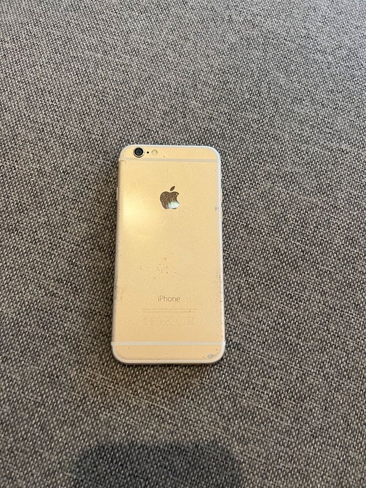 iPhone 7 Gold 64gb in Düsseldorf