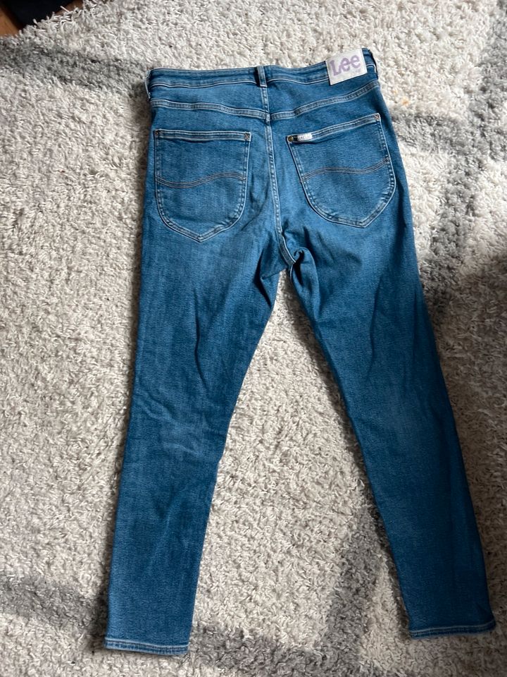 H&M Lee Jeans Skinny Highwaist wie neu Gr.48 in Medelby