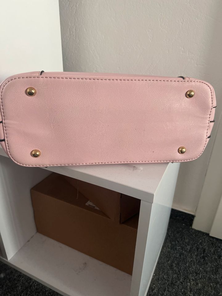 NEU! Handtasche rosa in Gettorf