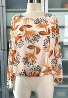 NEU Bluse 34 XS Trompetenärmel gefaltet Sommer Damen Italia Kr. München - Ismaning Vorschau