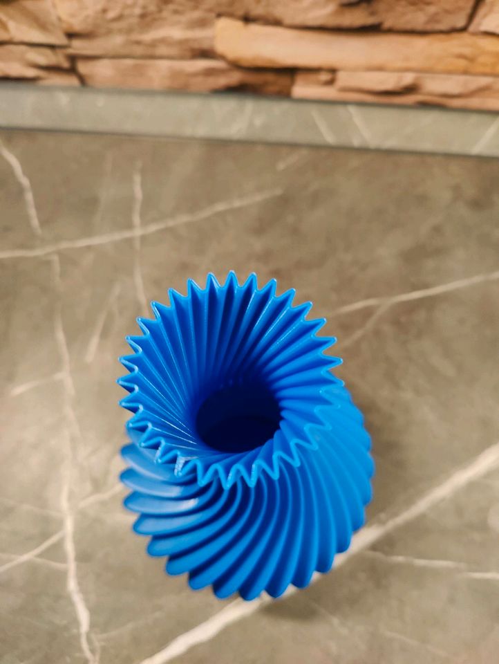 Spiral Vase, 3d Druck, aus PLA,  Deko, individuell anpassbar in Weißenfels