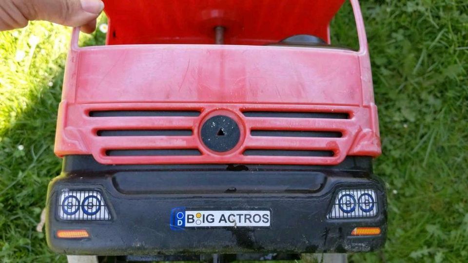 Big Actros Rutschauto Rutschauto LKW Mercedes-Benz Kipper in Nordendorf