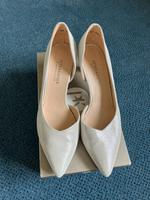 Peter Kaiser Pumps / Brautschuhe Leder weiß Gr. 6,5 wie neu Rheinland-Pfalz - Stromberg Vorschau