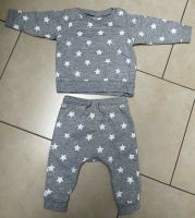 Babypullover und Hose, H&M, TOP ZUSTAND Bayern - Hallbergmoos Vorschau