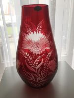 Böhmische Glas-Vase rubinrot geschliffen Vintage 70er Handarbeit Bayern - Langweid am Lech Vorschau