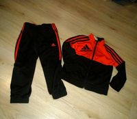 Adidas Jogginganzug Grösse 116 Schwarz Rot Nordrhein-Westfalen - Herdecke Vorschau