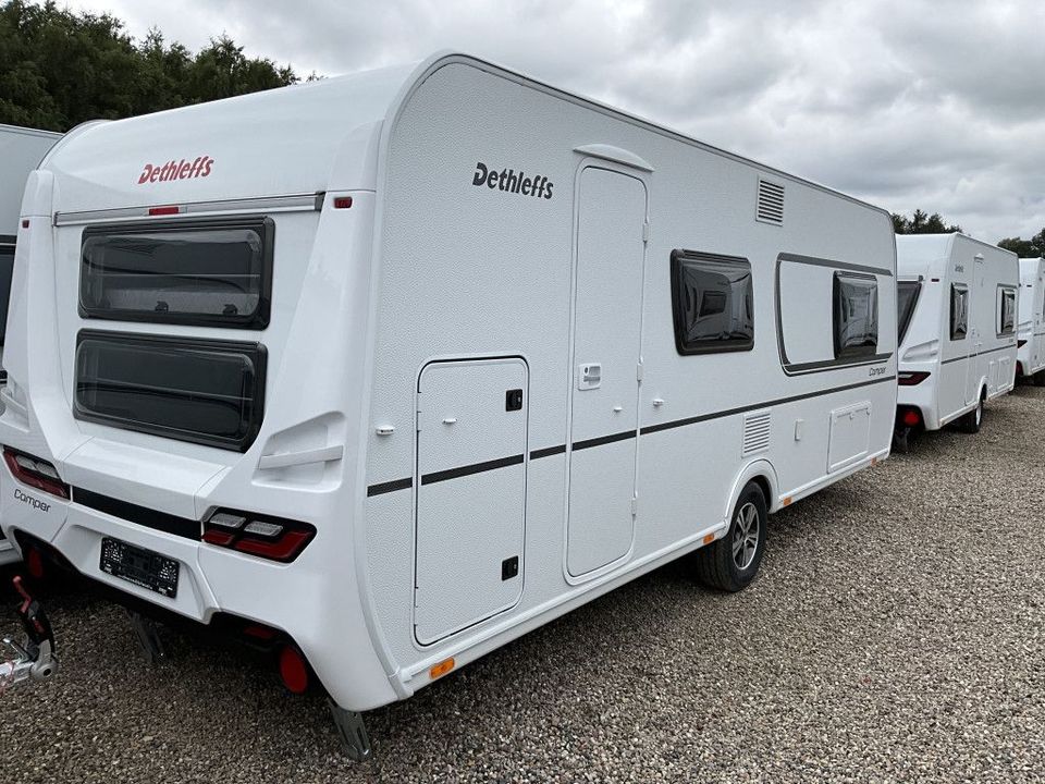 Dethleffs Camper 550 ESK mit Stockbetten & Einzelbetten in Kayhude