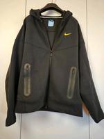 Nocta Nike tech Fleece Bayern - Kösching Vorschau