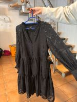 Schwarzes Kleid mit goldener Jacke Nordrhein-Westfalen - Steinhagen Vorschau