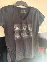 Tshirt Guess Hessen - Obertshausen Vorschau