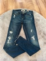 Hollister Jeans Hose blau 25 30 1R low rise super skinny Nordrhein-Westfalen - Bocholt Vorschau