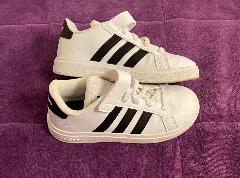 Adidas Sneaker Sportschuhe Gr. 30 in Heilbronn