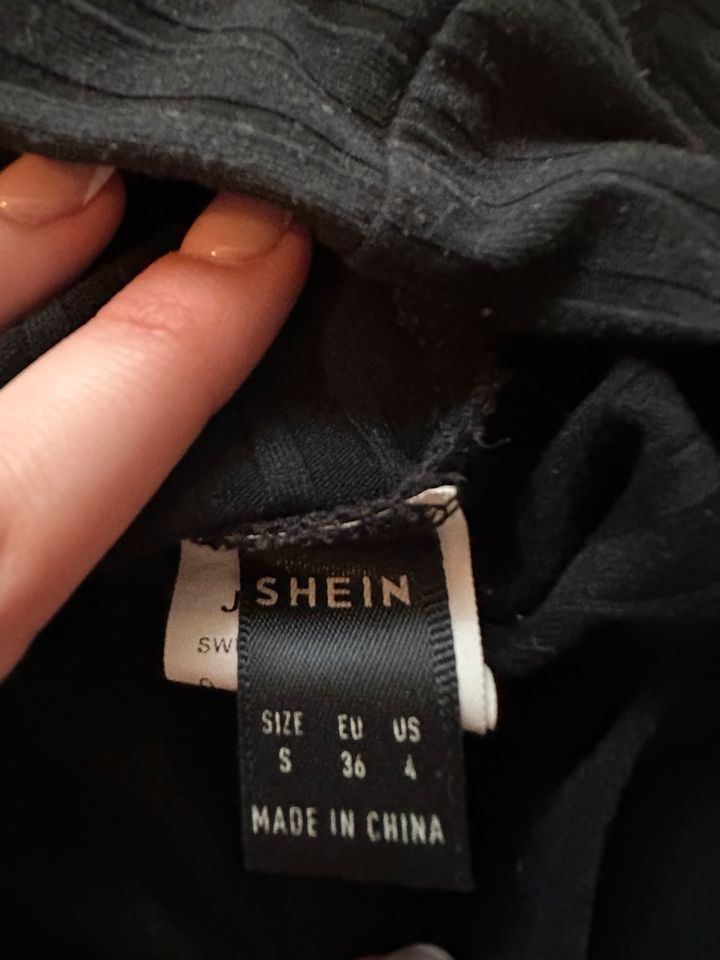 Shein Shirt in Arzberg