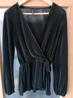 Schwarze Bluse,leicht transparent mit Schleife Gr. S von Amisu Leipzig - Möckern Vorschau
