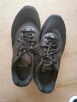 nike Schuhe schwarz Größe 43 Sachsen-Anhalt - Schwanebeck Vorschau