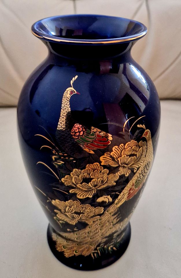 Kobaltblaue japanische Vase Höhe 22 cm in Creuzburg