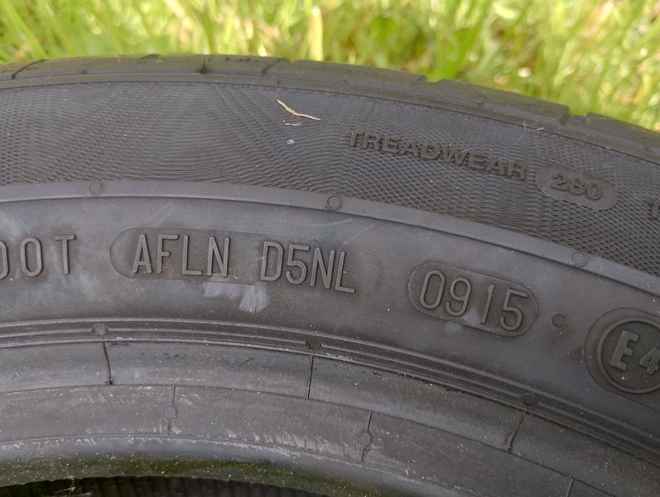 Continental Conti premium contact 2 195/55 R15 85H SATZ 5 mm in Ostrau