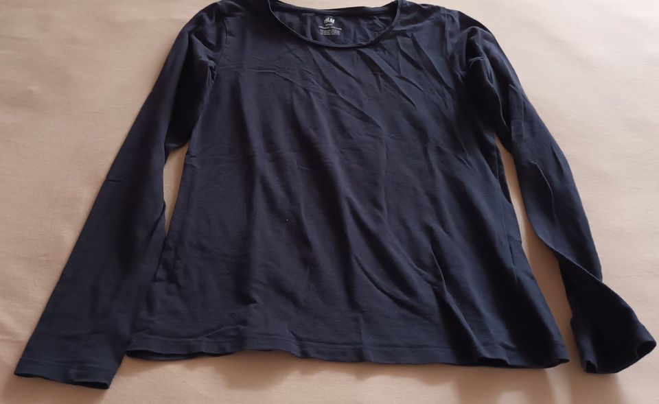 10x Langarmshirt Gr.146/152 2-6€ zus.32€ in Nettetal