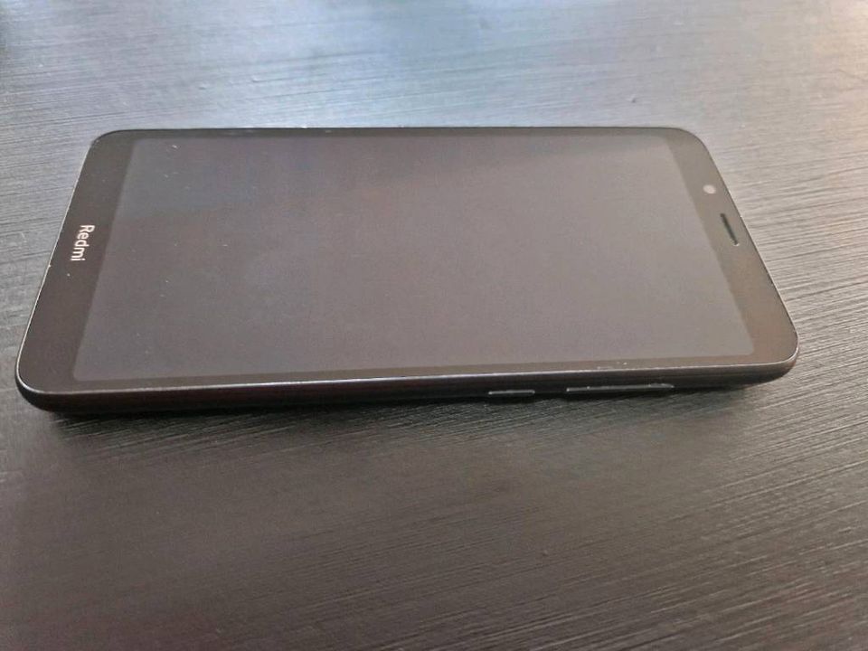 Xiaomi Redmi 7A top Zustand mit Ladekabel in Offenbach
