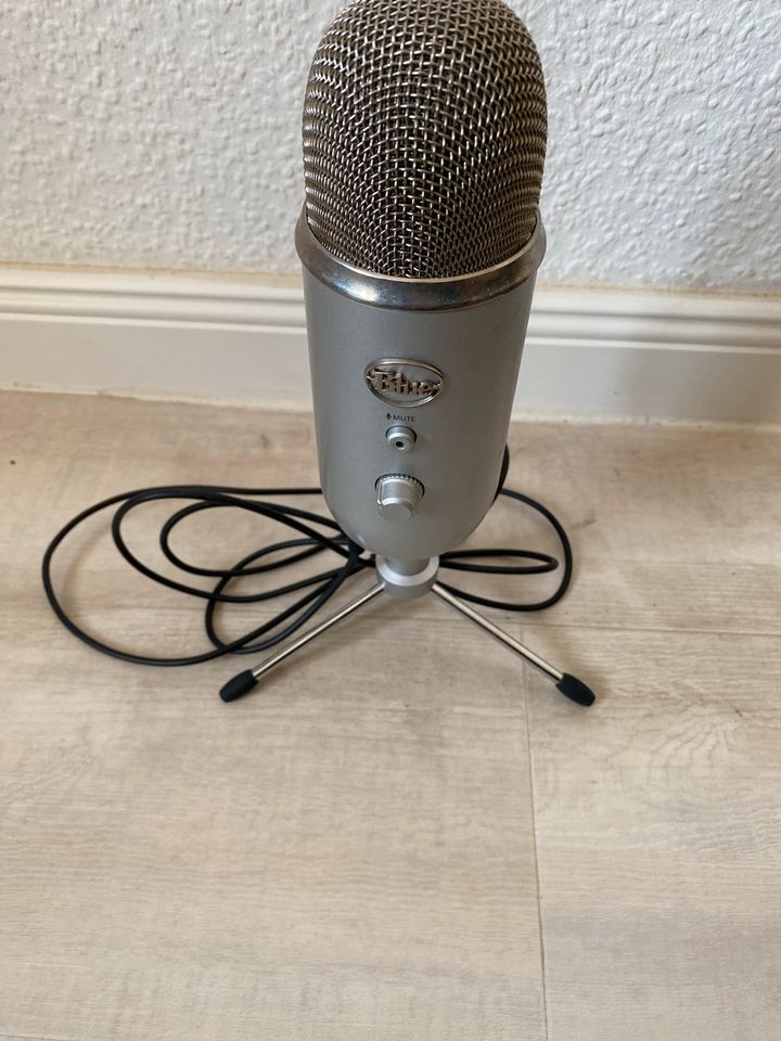 Blue Yeti Standmikrofon in Wismar