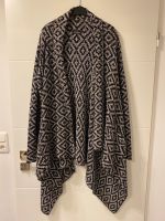 Strickjacke schwarz/weiß REVIEW Nordrhein-Westfalen - Jülich Vorschau