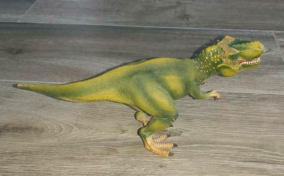 T-Rex Schleich Dinosaurier Dinos Ostern Osternest in Kirchberg