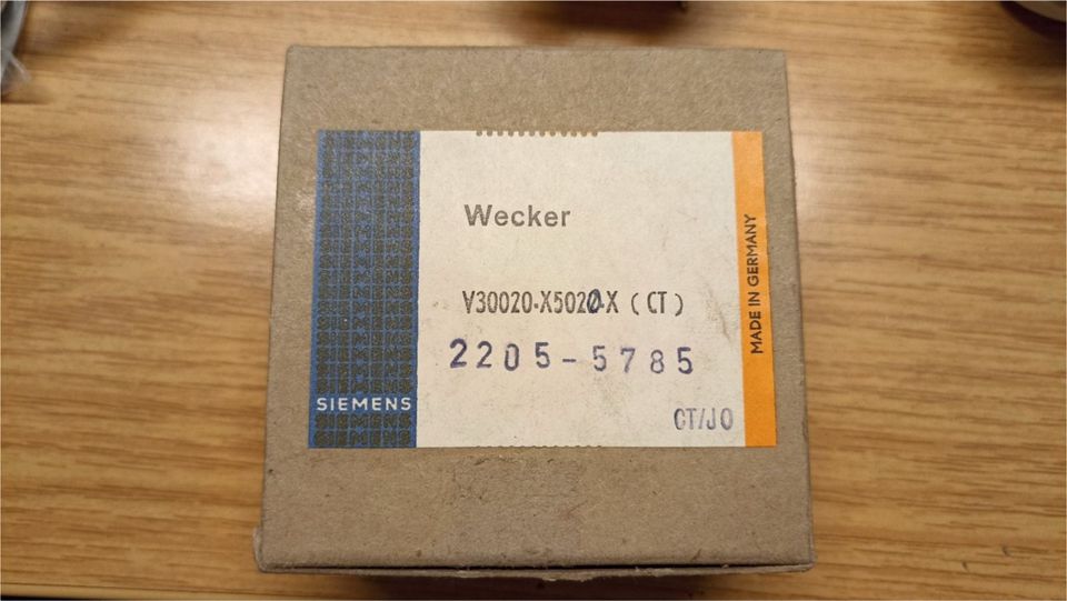 Wecker von Siemens, Typ V30020, in OVP, NOS, inkl. Versand in Duisburg