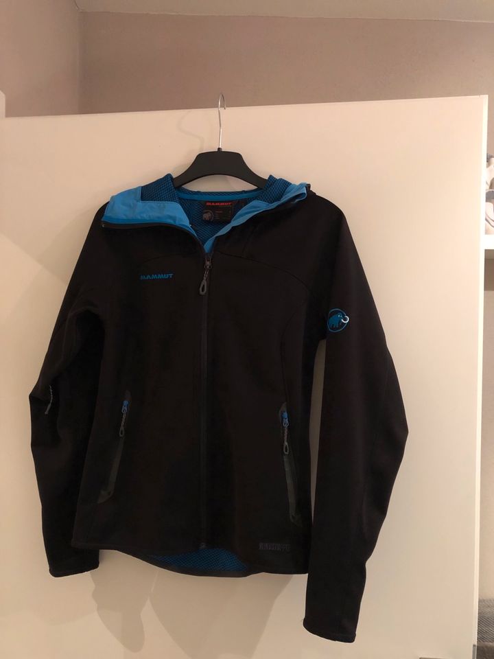 Leichte Funktions-Jacke von Mammut, Größe S, wie NEU !!!!!! in Ansbach