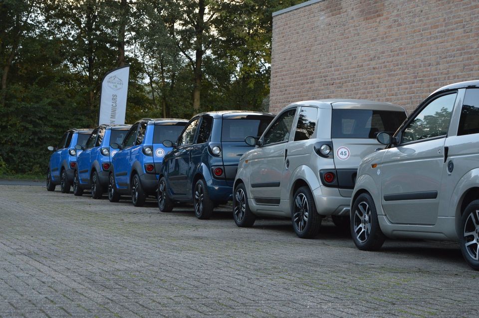 50 Mopedautos - Leichtkraftfahrzeuge | Aixam | Microcar | Ligier in Emmerich am Rhein