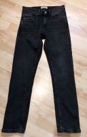 Pull & Bear, Jeans, Gr. 38 (S), schwarz Schleswig-Holstein - Horst (Holstein) Vorschau