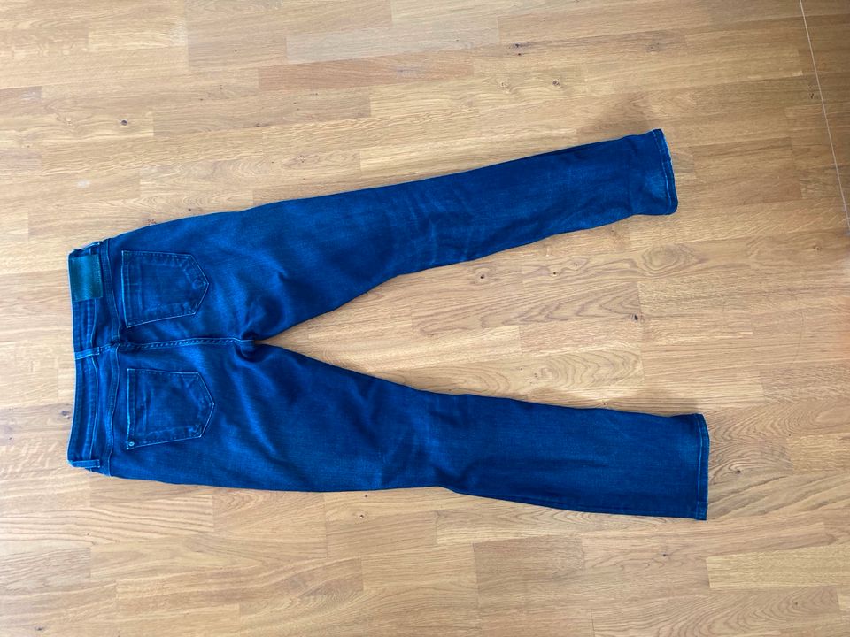 Jeans von Marc o‘Polo Alby straight Gr. 31/32 in Malterdingen