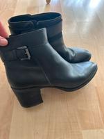 Schwarze Lederstiefeletten GEOX zu verschenken Gr41 München - Sendling Vorschau