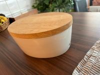 Brotkasten Keramik mit Holzdeckel Schneidebrett Pankow - Wilhemsruh Vorschau