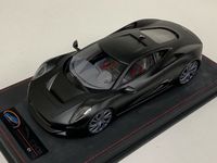 Jaguar C-X75 Concept M 1/18 mit OVP, Lederpodest und Vitrine Schleswig-Holstein - Neumünster Vorschau