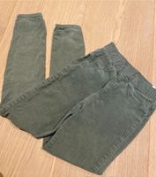 Cordhose Feincordhose Treggings H&M grün Gr. 134/140 Schleswig-Holstein - Ostenfeld (Husum) Vorschau