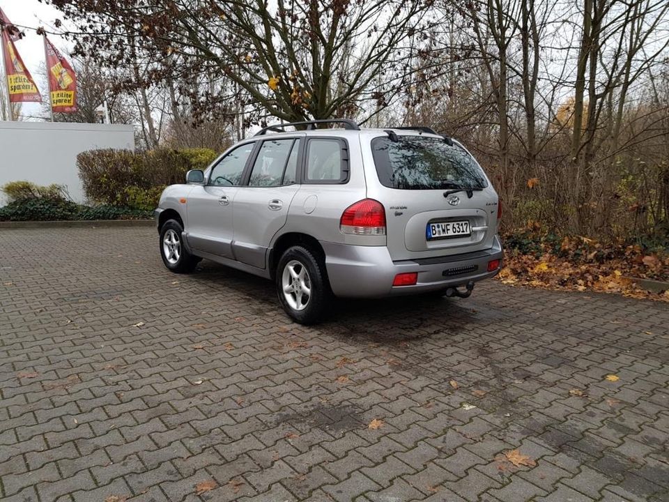 Hyundai santa fee ((( mit gasanlage ))) in Berlin