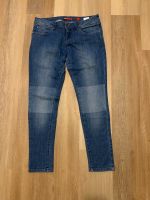 S.Oliver Jeanshose Jeans Hose in Größe 40 blau Nordrhein-Westfalen - Lemgo Vorschau