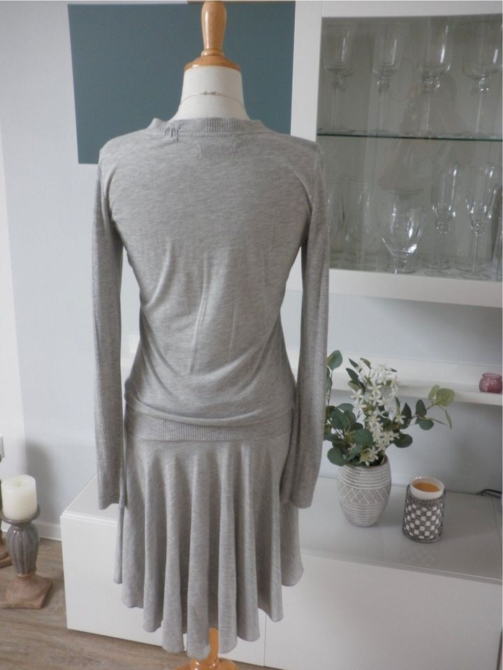 Freesoul Kleid Sweatkleid grau meliert Gr.38 M NP90€ in Üxheim