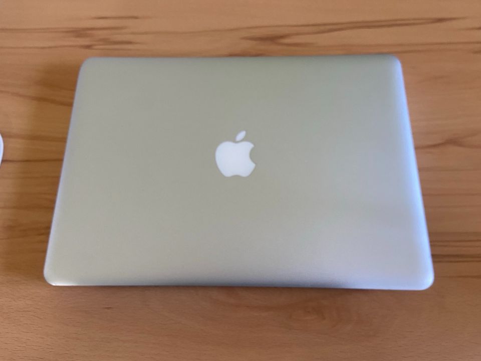 Apple MacBook Pro mit neuer 512GB SSD in Kempten