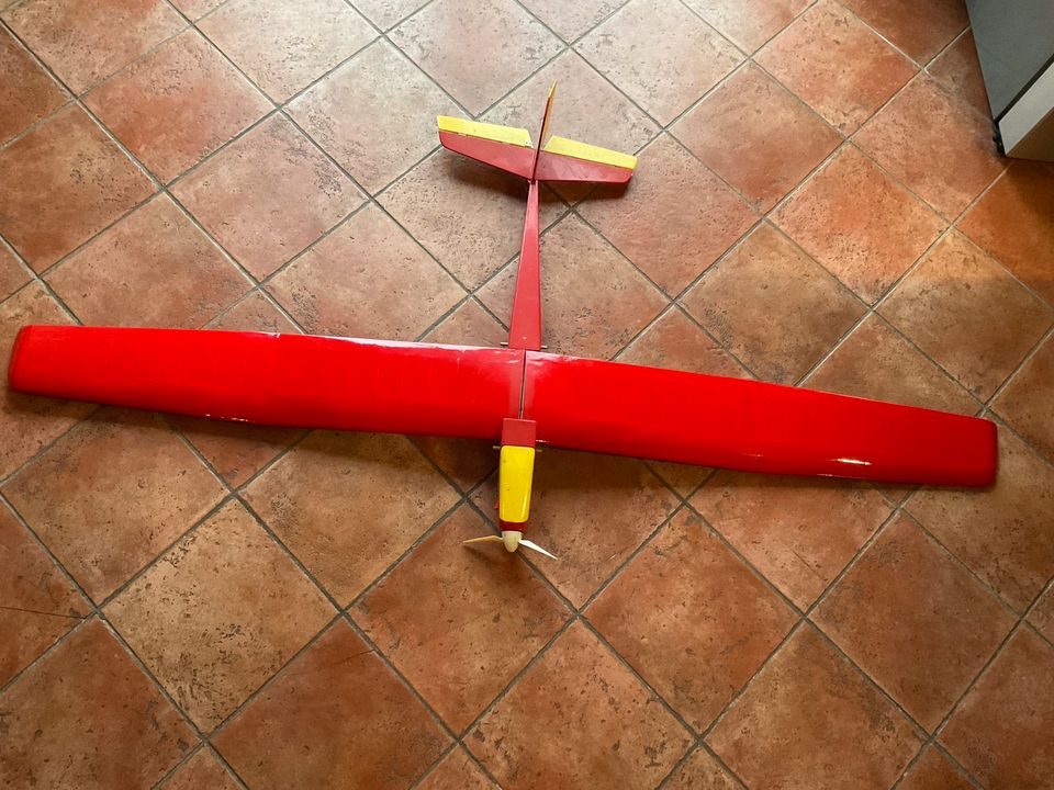 Modellbau Segelflugzeuge 5x mit Zubehör wegen Hobbyaufgabe in Herford