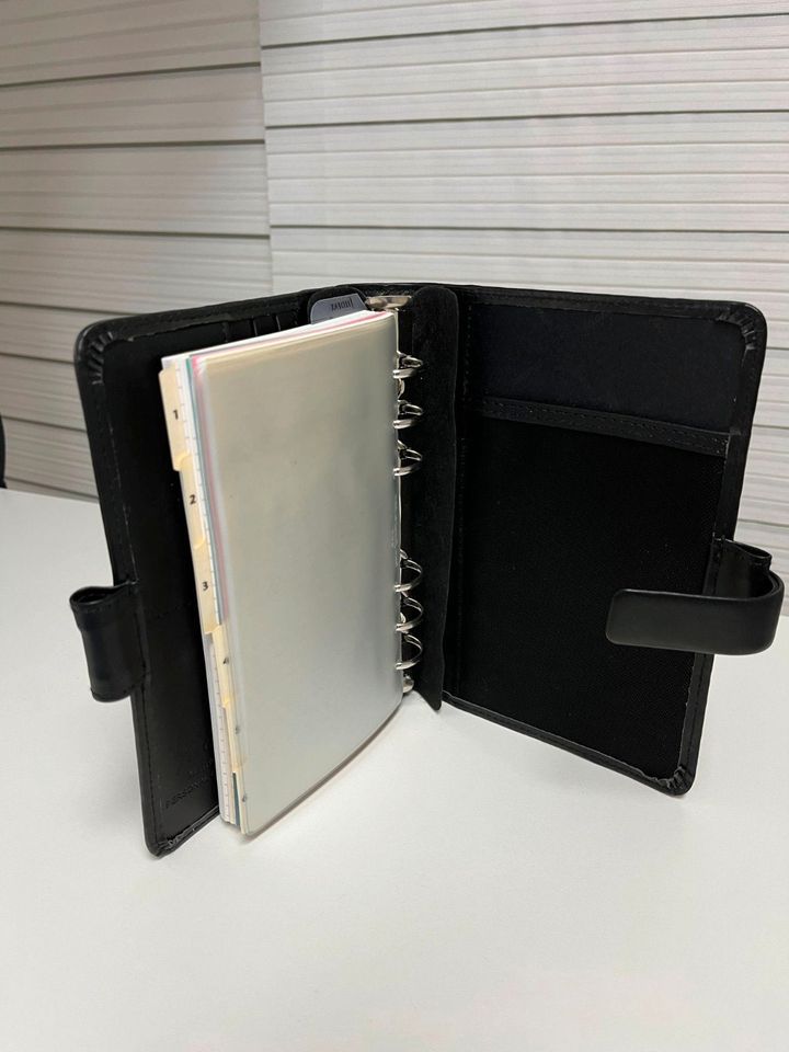 Filofax Metropol Personal Organiser in schwarz in Bornheim