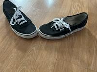 Vans Authentic Größe EU42/US9 schwarz Bayern - Augsburg Vorschau